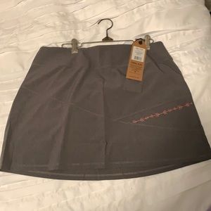 Alp-n-Rock skort NWT